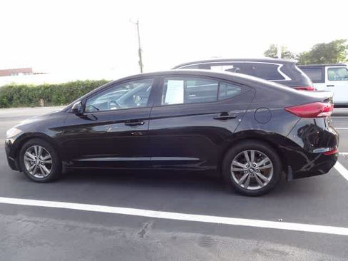 Used 2018 Hyundai Elantra SEL FWD image 8