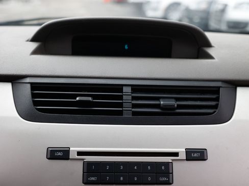 Used 2010 Ford Focus SE image 33