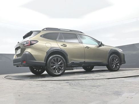 Used 2025 Subaru Outback Onyx Edition AWD/4WD image 22