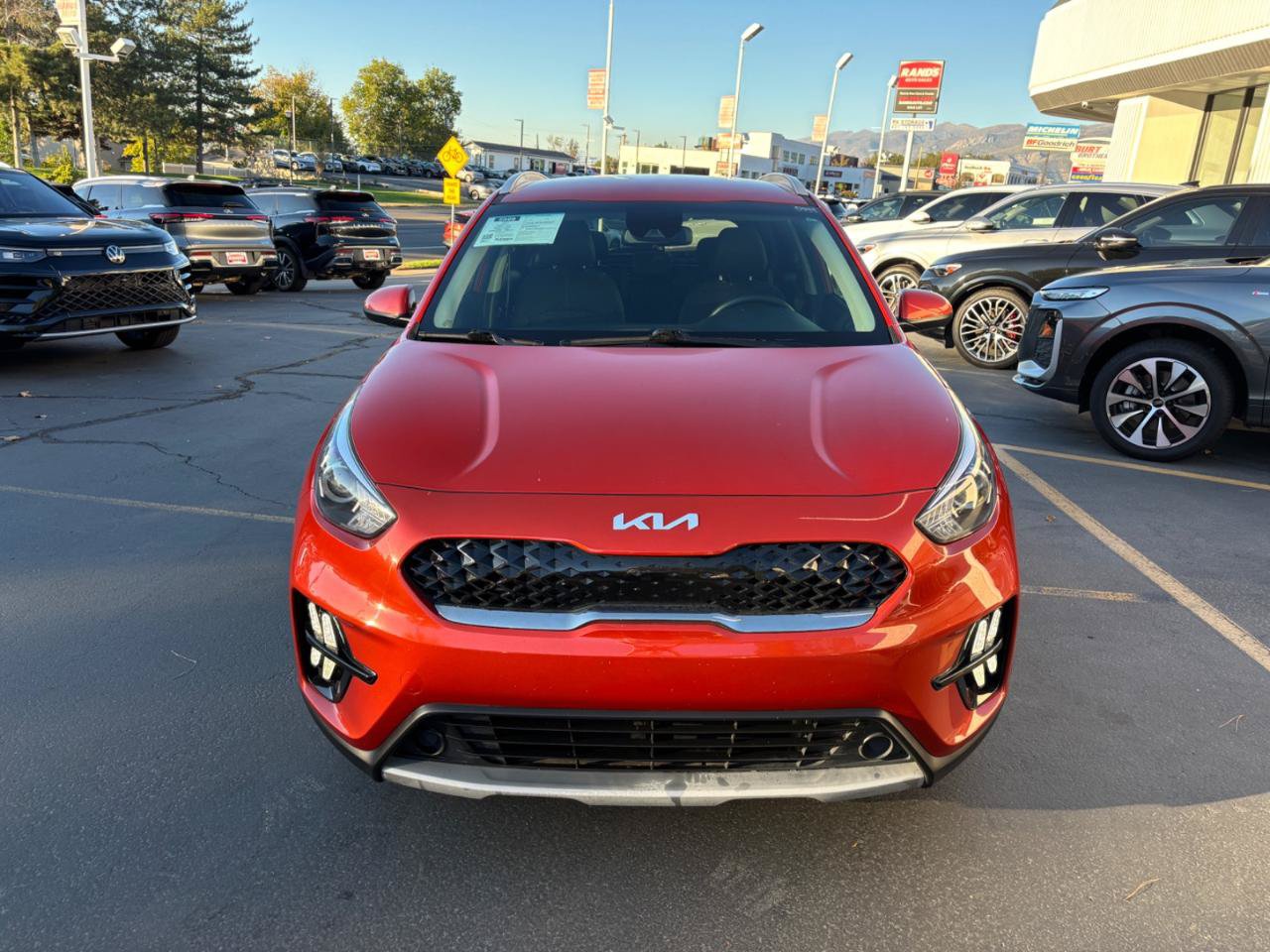 Used 2022 Kia Niro LXS FWD image 11