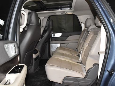 Used 2023 Lincoln Navigator L Reserve w/ Equipment Group 201A image 28