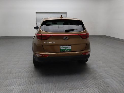 Used 2017 Kia Sportage LX image 6