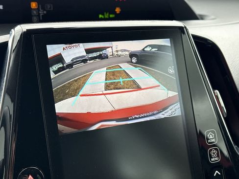 Used 2022 Toyota Prius Prime Limited image 19