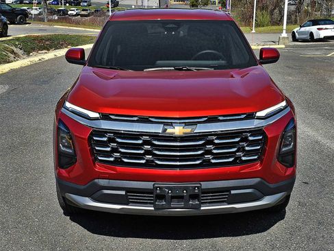 Used 2026 Chevrolet Equinox LT w/ Convenience Package II image 5