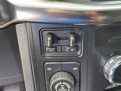 Used 2022 Ford F150 Platinum w/ Equipment Group 701A High AWD/4WD image 16
