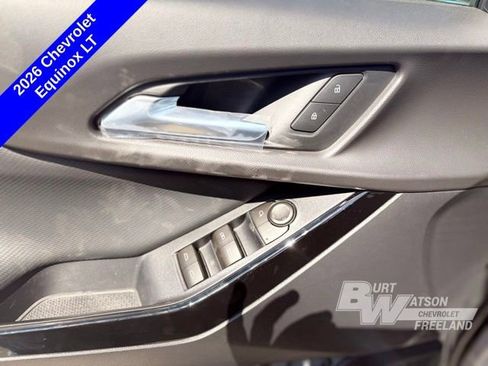 New 2026 Chevrolet Equinox LT w/ Convenience Package II FWD image 13
