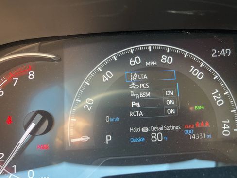 Used 2023 Toyota RAV4 XLE Premium image 24