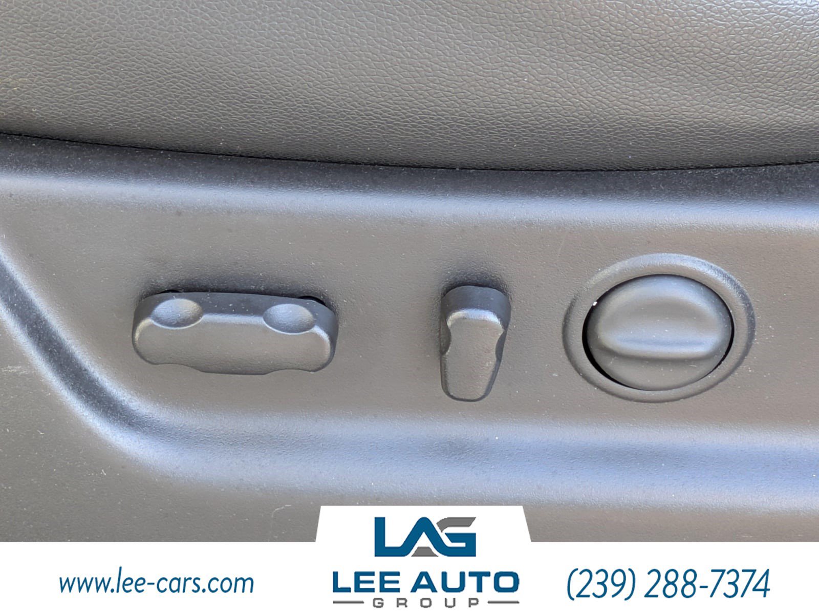 Used 2012 Chevrolet Tahoe LT AWD/4WD image 21