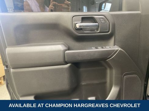 Used 2022 Chevrolet Silverado 1500 Custom Trail Boss AWD/4WD image 30