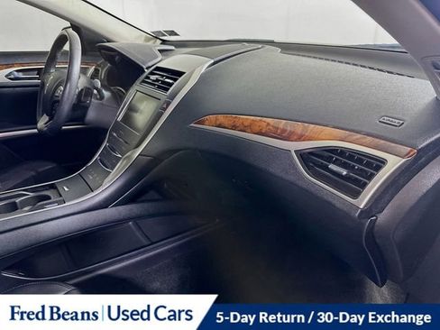 Used 2016 Lincoln MKZ AWD image 30