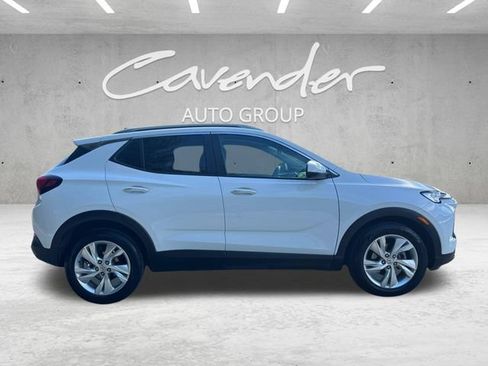 Used 2025 Buick Encore GX Preferred FWD image 21