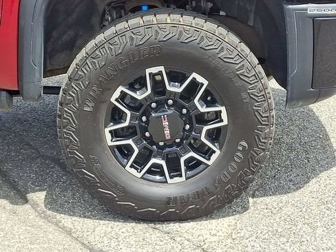 Used 2026 GMC Sierra 2500 AT4X AWD/4WD image 27