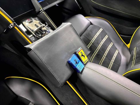 Used 2022 Ferrari Roma RWD image 37
