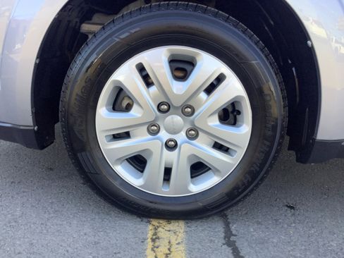 Used 2019 Dodge Journey SE w/ Connectivity Group image 22