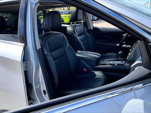 Used 2019 Nissan Murano Platinum image 9