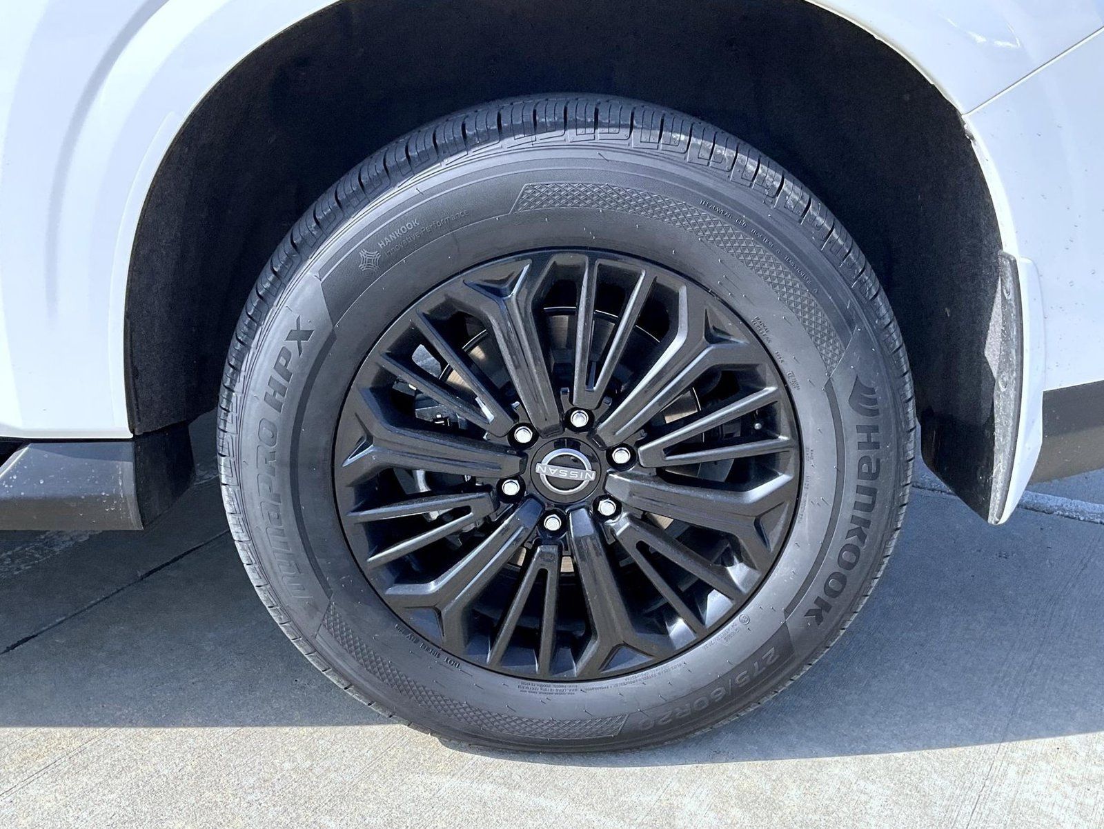 Certified 2025 Nissan Armada Platinum AWD/4WD image 23