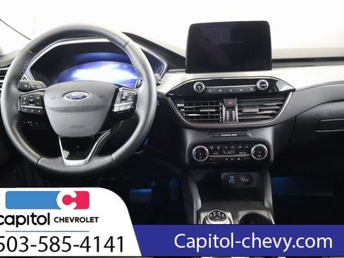 Used 2022 Ford Escape Titanium w/ Class II Trailer Tow Package AWD/4WD image 15