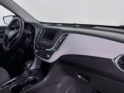Used 2022 Chevrolet Equinox LS w/ LPO, Floor Liner Package FWD image 29
