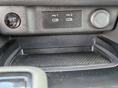 Used 2024 Nissan Rogue SV image 28