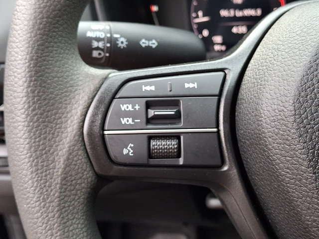 Used 2023 Honda Accord LX image 21