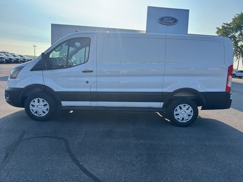 Used 2025 Ford Transit 250 Low Roof w/ Exterior Upgrade Package RWD image 2