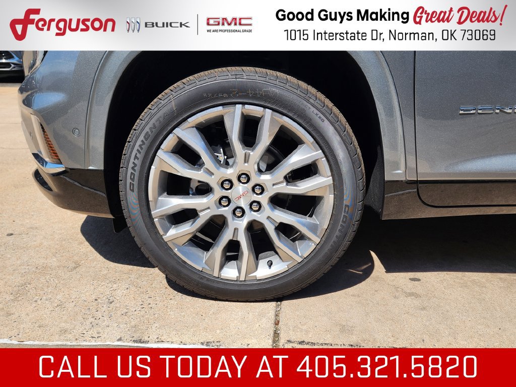 New 2026 GMC Acadia Denali w/ Super Cruise Package FWD image 60