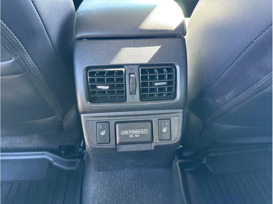 Used 2018 Subaru Outback 2.5i Limited AWD/4WD image 19