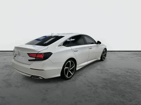 Used 2020 Honda Accord Sport image 3