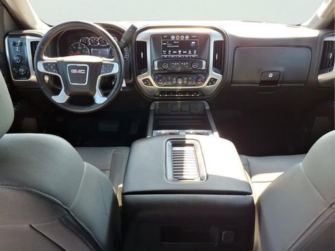 Used 2018 GMC Sierra 1500 SLT image 12
