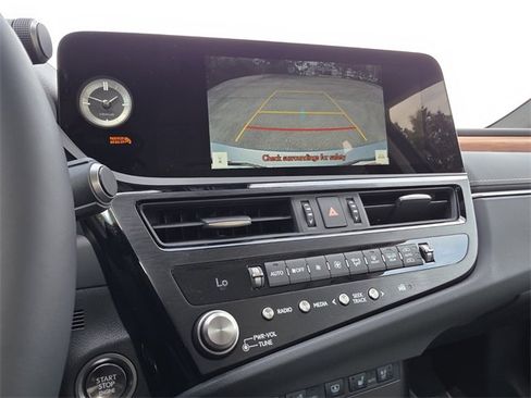 New 2025 Lexus ES 350 w/ Premium Package image 30