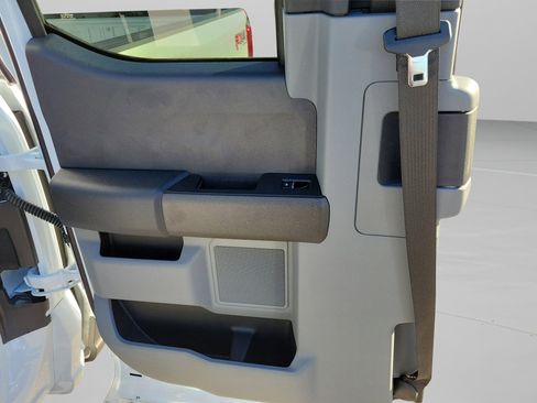 New 2025 Ford F350 XLT w/ FX4 Off-Road Package image 32