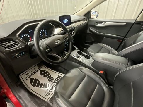 Used 2020 Ford Escape SEL image 9