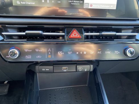 New 2026 Kia Niro EX w/ EX Premium Package FWD image 38