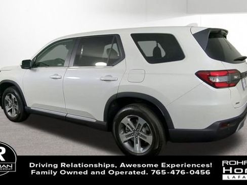 New 2025 Honda Pilot EX-L image 7