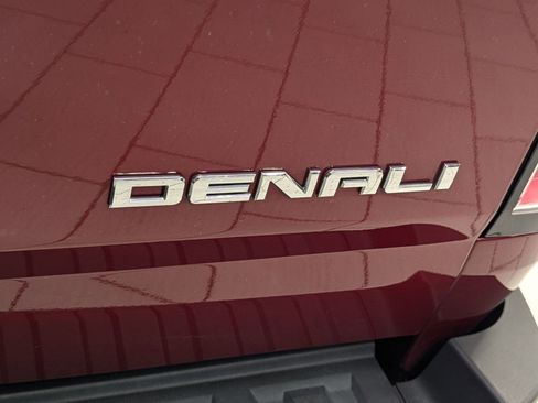 Used 2020 GMC Canyon Denali image 38