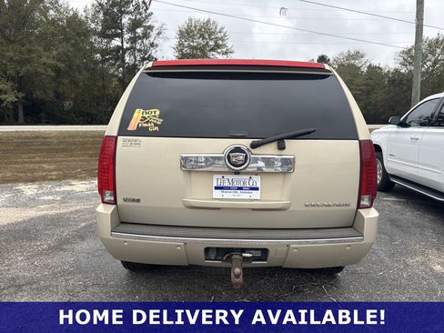 Used 2009 Cadillac Escalade 2WD image 6
