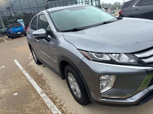 Used 2018 Mitsubishi Eclipse Cross ES AWD/4WD image 2