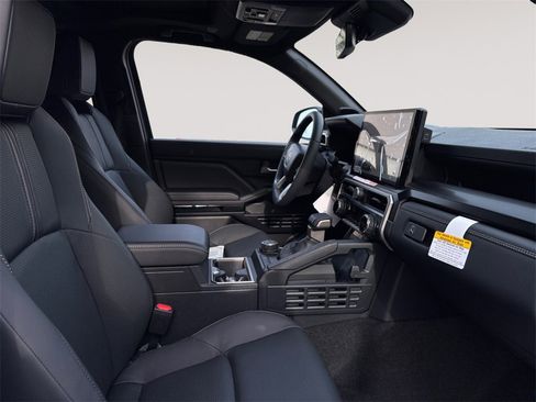 New 2025 Toyota 4Runner Limited image 15