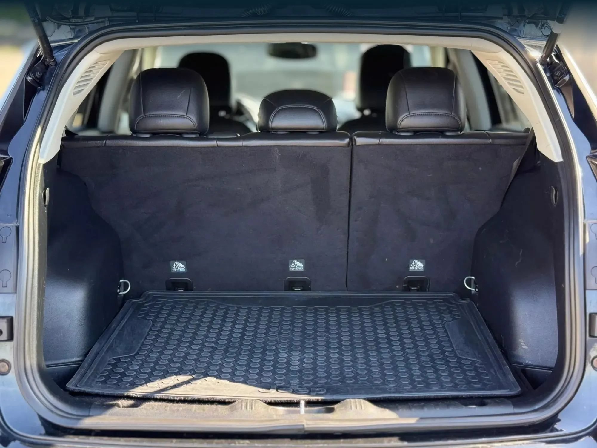 Used 2019 Jeep Compass Limited FWD image 28