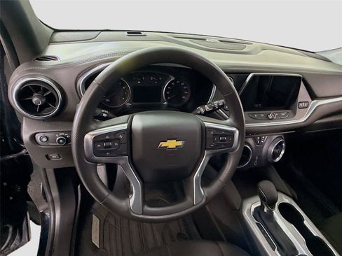 Used 2021 Chevrolet Blazer LT w/ LPO, Black Accent Package AWD/4WD image 5