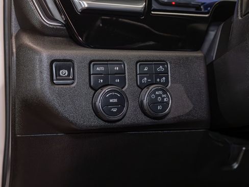 Used 2024 Chevrolet Silverado 2500 LT w/ Z71 Sport Edition AWD/4WD image 21