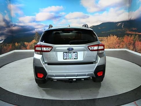 Used 2018 Subaru Crosstrek 2.0i Premium w/ Eyesight System image 6