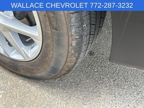 Used 2024 Chevrolet Equinox LT w/ LPO, Floor Liner Package FWD image 14