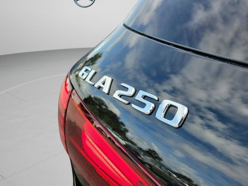 Certified 2026 Mercedes-Benz GLA 250 image 28