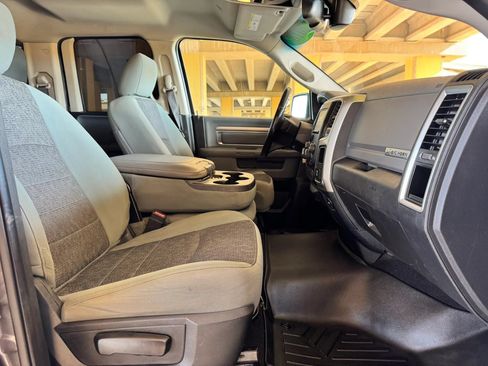 Used 2018 RAM 1500 Big Horn AWD/4WD image 27