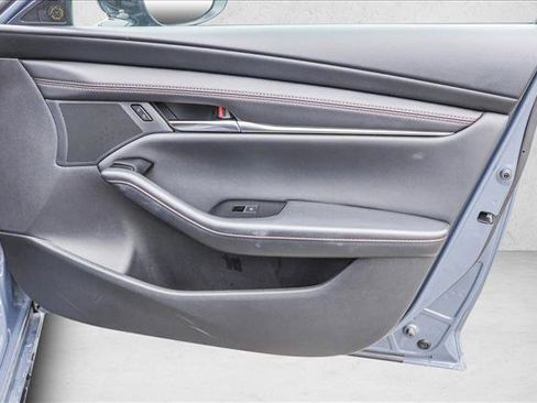 Used 2025 MAZDA MAZDA3 s image 30