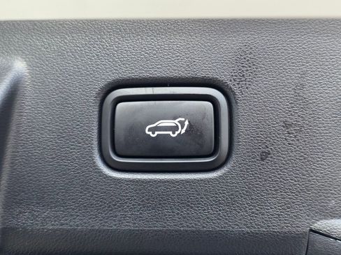 New 2025 Hyundai Tucson Limited image 14