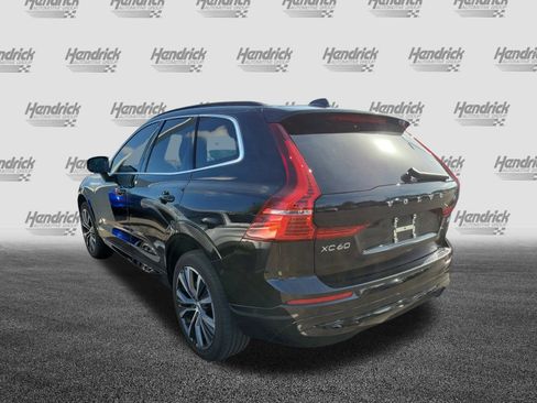 Used 2022 Volvo XC60 B5 Momentum w/ Advanced Package FWD image 8
