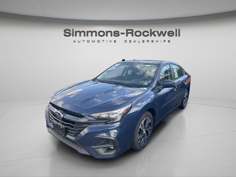 Used 2024 Subaru Legacy Premium image 8