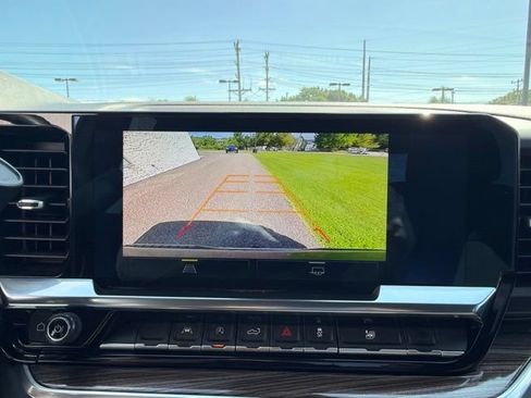 Used 2024 Chevrolet Silverado 1500 LT w/ Protection Package AWD/4WD image 18